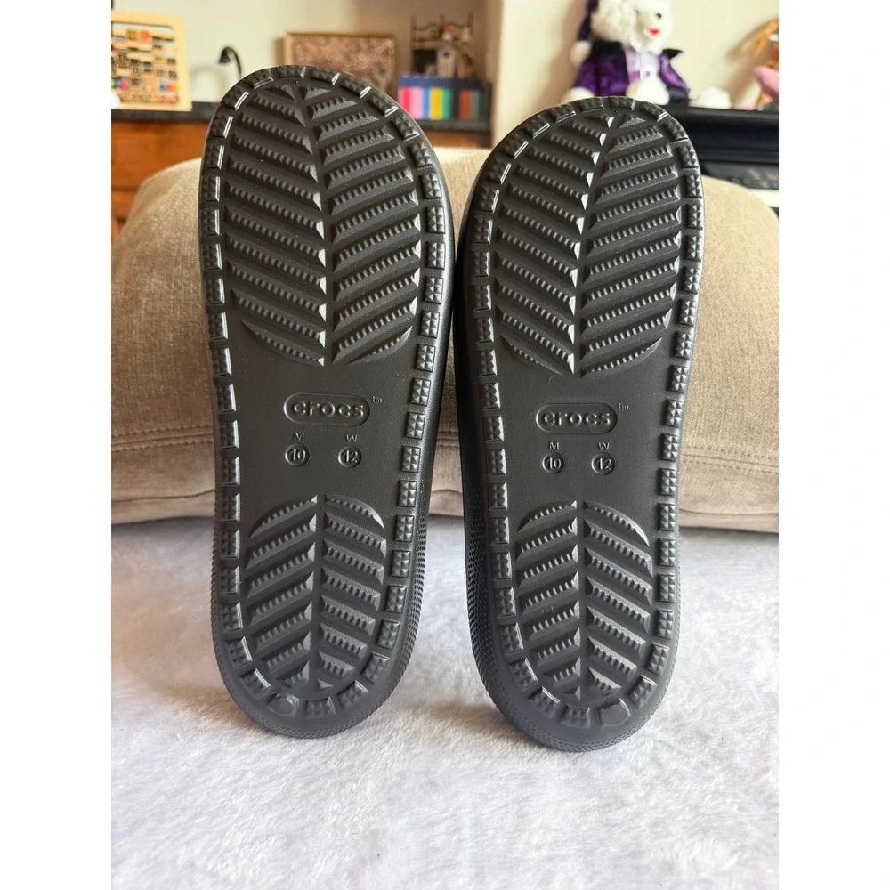 CROCS classic slides